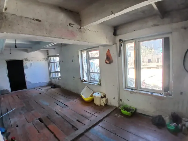 Здание