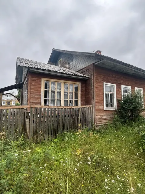 Нежилое помещение 35:10:0104010:196, находящееся по адресу: Вологодская обл., г. Великий Устюг, ул. Яшина, д. 10, к. 2