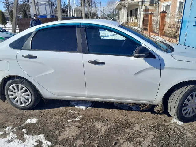 Д-к Рублевский В.А. А/м LADA VESTA GFL110, г/в 2020, г/н У610АК193, VIN XTAGFL110LY413473. Обременение: арест, н/ц 692 000,00 руб., з-к 138 400,00 руб., ш/а 6 920,00 руб.