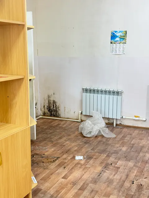 Помещения в здании павильона бытовых услуг, назначение: нежилое, номера на поэтажном плане: 28,29, кадастровый номер: 45:13:020207:776