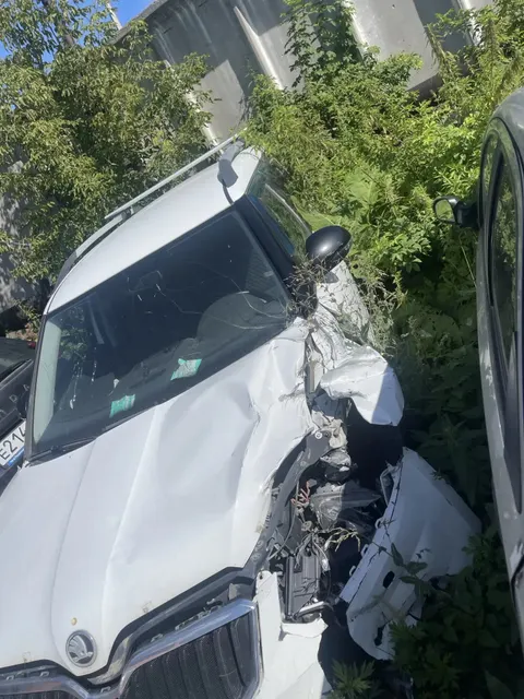 Имущество в качестве годных остатков: Автомобиль Шкода Ети , г/н Е930РВ196, 2017 г. в., VIN XW8LB65L2HH703470