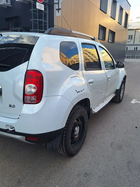 Транспортное средство «RENAULT DUSTER»