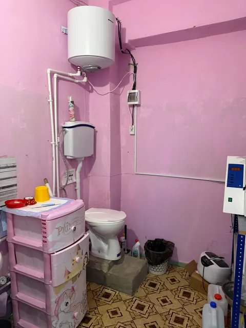 Нежилое помещение, общей площадью 37,0 кв.м., с кадастровым номером 90:02:010102:5483, расположенное по адресу: Республика Крым, р-н Белогорский, г. Белогорск, ул. Луначарского, 17, пом.3