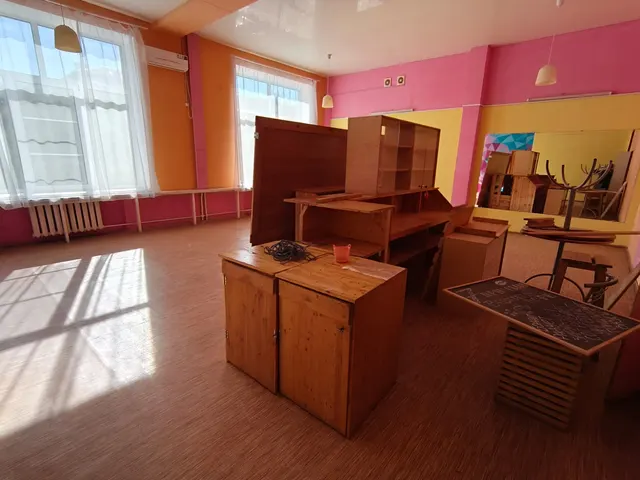 Аренда части объекта муниципального имущества, закрепленного на праве оперативного управления  за МБУК «Дворец Культуры Тракторозаводского района Волгограда», площадью 12.3 кв.м. и площадью 5.7 кв.м., расположенных на первом этаже здания по адресу: Волгоградская область, г. Волгоград, Тракторозаводский район, ул. им. Дзержинского,17, в целях предоставления услуг по организации горячего питания и буфетной продукции для посетителей МБУК «Дворец культуры Тракторозаводского района г. Волгограда»