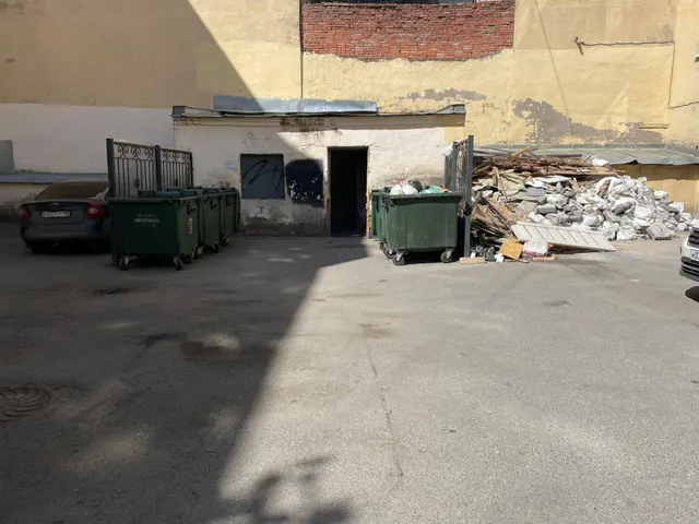 Здание, расположенное по адресу: Санкт-Петербург, улица Чайковского, дом 16, литера Б,  и земельный участок, расположенный по адресу: Российская Федерация, Санкт-Петербург, внутригородское муниципальное образование города федерального значения Санкт-Петербурга муниципальный округ Литейный округ, улица Чайковского, земельный участок 16б, находящиеся в государственной собственности Санкт-Петербурга