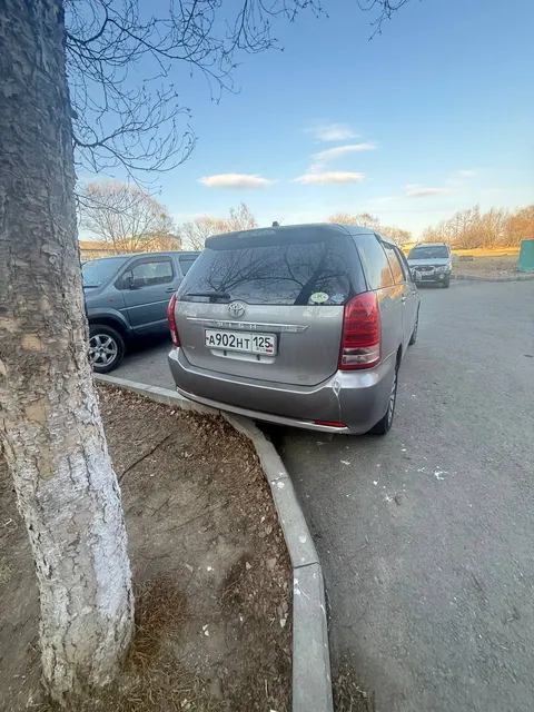 АМТС Тойота Виш, г.в. 2005, г/н А902НТ125, №кузова ZNE140041691, №двиг. 2430373, соб-к Семеко З.Н.