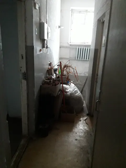 Единый лот в связи с эффективностью одновременного использования Имущества, являющегося изолированными помещениями, с наличием входа в места общего пользования  и непосредственно на улицу:- помещения, назначение:нежилые, общей площадью 275,2 кв.м, адрес объектов: г. Кирово-Чепецк, ул. Луначарского, д. 4, пом.6, пом.7, пом.8.