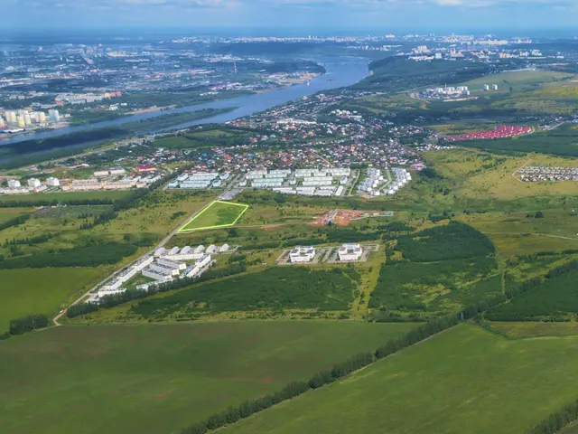 Продажа находящегося в федеральной собственности земельного участка площадью  35 652 кв. метра (кадастровый номер 52:24:0040001:17625), местоположение: Российская Федерация, Нижегородская область, г.о. город Нижний Новгород, сп. Новинки, для иного строительства.