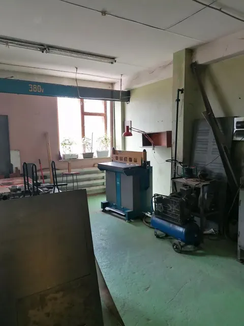 Нежилые помещения, расположенные по адресу: г. Ярославль, ул. Университетская, д. 21, этаж 1 пом. I, комнаты №№ 18 – 20 общей площадью 81,3 кв. м.
