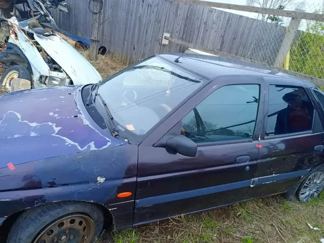 Автомобиль FORD ESCORT 1.3 CL, г/н Х517НС124, 1997 г.в., VIN WF0AXXGCAAVA14054, двигатель № VA14054, рабочее состояние и комплектность не проверялось. Находится в г. Канск, данное имущество обращено в доход государства (Документы и ключи отсутствуют). (2395/25)
