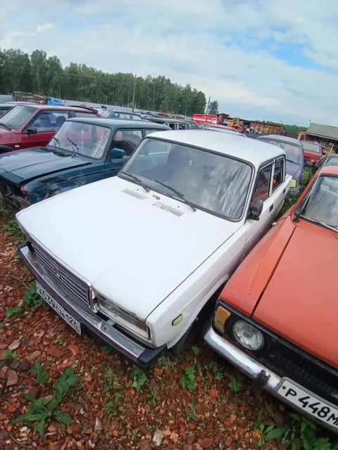 Автомобиль LADA 210740, г/н А539СМ124, 2010 г.в., VIN XTA210740A2993279, двигатель № 9666631, цвет белый комплектность и состояние  не проверялась данное  имущество обращено в доход государства, (Документы отсутствуют)Находится в Дзержинском районе