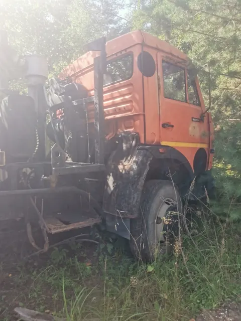 Машина дорожная комбинированная ЭД405 КАМАЗ 65115-D3