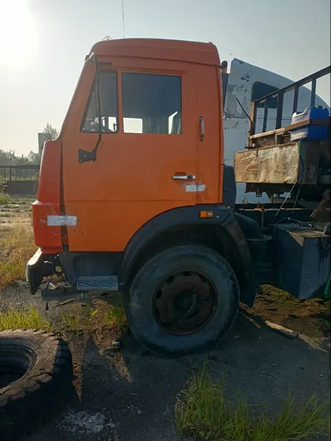 Грузовой автомобиль - самосвал, 1994 г.в., г/н: В952МН124, VIN:XTC532000R1071707, цвет-зеленый (арест, повтор)