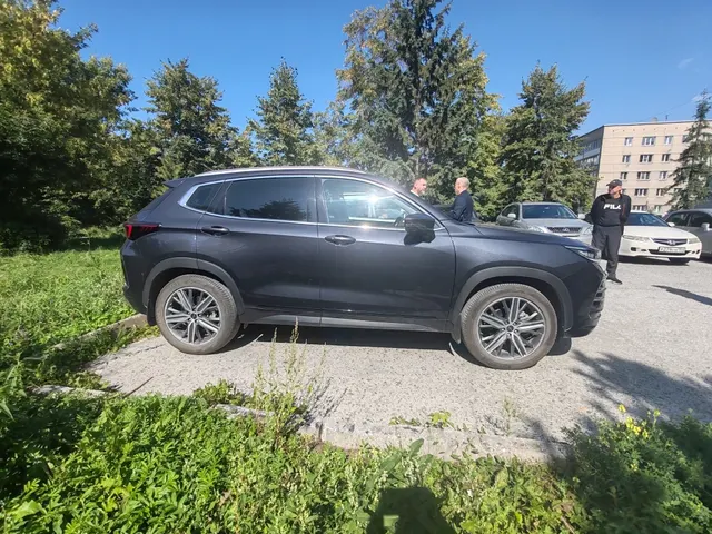 Легковой автомобиль универсал EXEED LX, 2022 г.в., г/н Р926УК154, VIN: LVTDB21BXND330671, № двигателя CMNJ00197,  цвет серый (залог)
