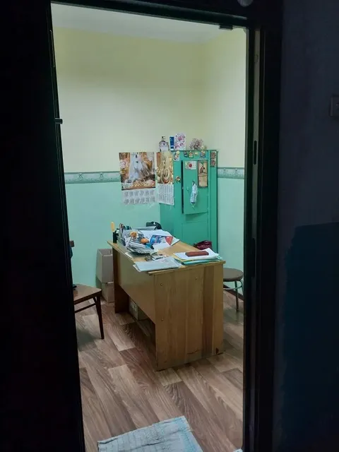 Нежилое помещение (подсобное), назначение: нежилое, 2 этаж, с кадастровым номером 75:32:040508:11283, площадь 7,2 кв. м, расположенное в пределах здания по адресу: Забайкальский край, г. Чита, ул. Проспект Фадеева, д.16