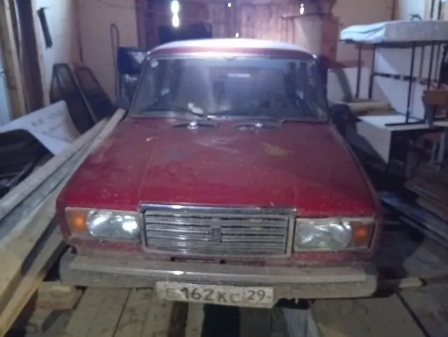 Автомашина ВАЗ-21074