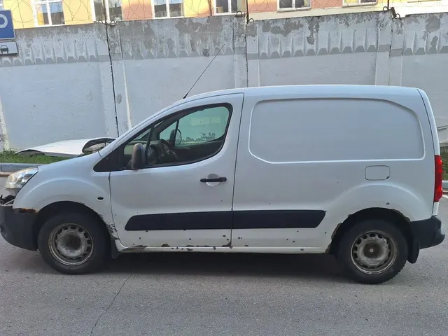 Транспортное средство «PEUGEOT PARTNER»: