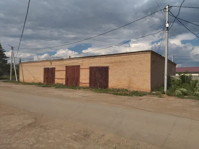 Лот № 1 Объект аренды, площадь 262,40 кв.м., номер помещения на поэтажном плане: 1 этаж, помещения № 1-4, адрес (местонахождение) объекта: Оренбургская область, Асекеевский район, с.Асекеево, ул. Чапаева, д.54
