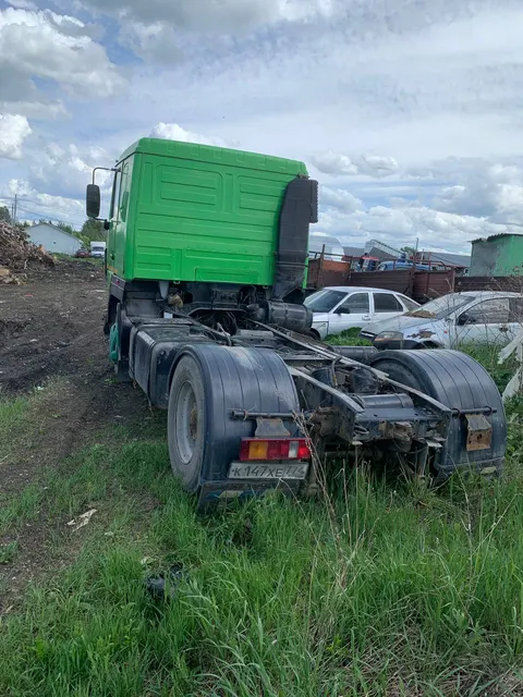Автомобиль МАЗ 5440В5-8480-031, 2013 года выпуска, VIN Y3M5440B5D0000540 (Автомобиль с ключами. Документы на транспортное средство отсутствуют. Отсутствует: коробка передач, карданный вал, воздушные патрубки, разукомплектован салон)