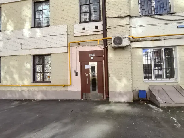 Продажа имущества, находящегося в собственности города Москвы, жилое помещение по адресу: г. Москва, ул. Бакунинская, д. 58, стр. 1, кв. 29, общей площадью 18,3 кв. м (Этаж № 3), кадастровый номер: 77:01:0003026:1711