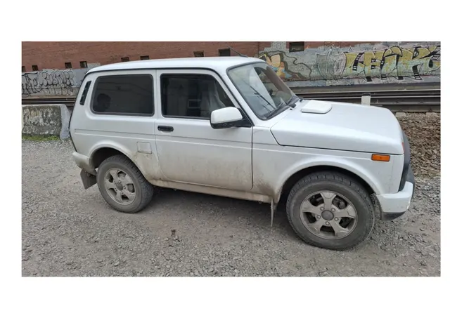 Легковой автомобиль LADA 4X4 212140, 2023 г.в., г/н Р012УК154, цвет белый, VIN: XTA212140R2490751, номер двигателя 212141269606, цвет белый (арест, повтор)