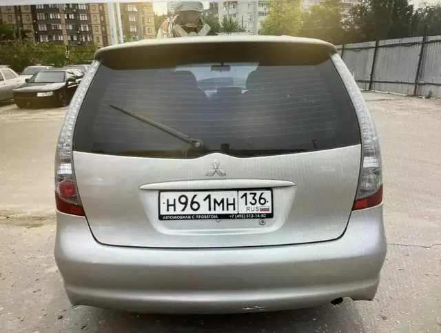 Mitsubishi Grandis