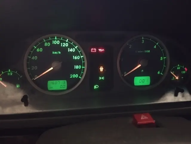 Автомобиль легковой марки ГАЗ - 31105 (Волга), 2008 года выпуска, цвет кузова черно-синий, категория В;