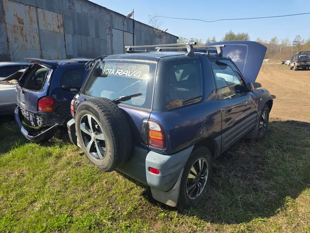 Автомобиль марки Toyota Rav 4, г/н H348PA27, 1994 г.в, № кузова SXA100012913,цвет синий