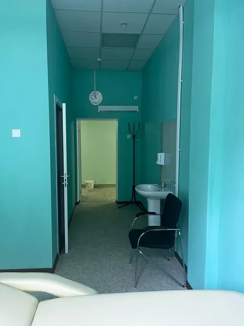 Право заключения договора аренды (пом.147,148 площадью 15,4 кв.м.)