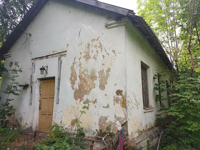 Нежилое отдельно стоящее здание (Лит А-4), площадью 73,4 кв.м  с кадастровым номером 71:29:010306:1219, расположенное по адресу: Российская Федерация, Тульская область, г. о. город Новомосковск,  г. Новомосковск, ул. Калинина, зд. 36В, с земельным участком площадью 4420 кв.м,  с кадастровым номером 71:29:010306:2617, расположенным по адресу: Российская Федерация, Тульская область, городской округ город Новомосковск, г. Новомосковск, ул. Калинина, з/у. 36В