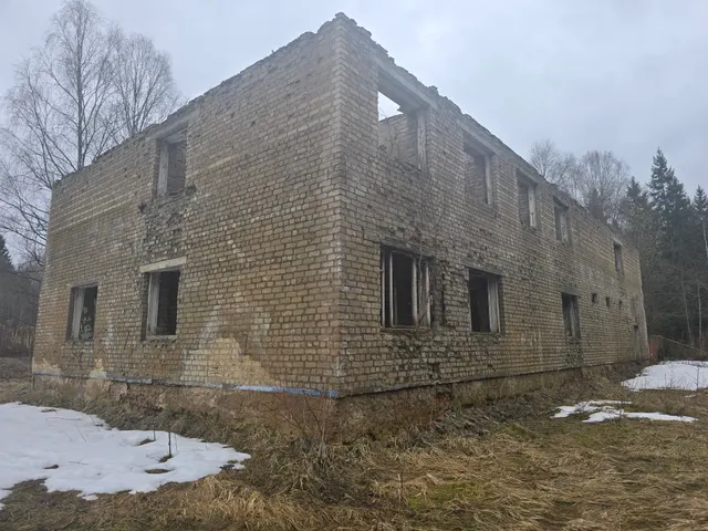 Продажа находящихся в федеральной собственности объектов недвижимого имущества общей площадью 1 514,9 кв. метра, сооружений общей протяженностью 528 метров, площадью 1 261,3 кв. метра, одновременно с находящимся в федеральной собственности земельным участком площадью 58 761 кв. метра (кадастровый номер 50:18:0060216:470), на котором расположены такие объекты недвижимого имущества и сооружения, местоположение: Московская область, Можайский район, Минское шоссе 138 км, комплекс п/л «Орленок»