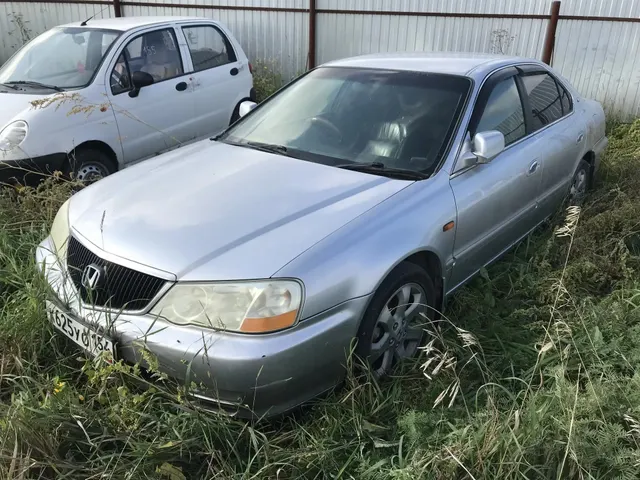 Реализация по прямому назначению: 1. Автомобиль HONDA SABER» ,ГРЗ К625УО 154 № кузова UA51401087, 2002 г.в. ( ключи в наличии, документы отсутствуют.) 2. Автомобиль марки "Хонда SMX" ГРЗ. К553КВ 54, 1998 г.в.  (ключи, документы отсутствуют, нет сведений о техническом состоянии)