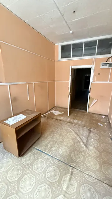 нежилые помещения № 27, 28,  площадь 21,5 кв.м.,  кадастровый номер 66:49:0502023:1088, назначение: нежилое; номер, тип этажа, на котором расположено помещение: этаж № 1, местоположение: Свердловская область, г. Кировград, ул. Свердлова, д. 53а