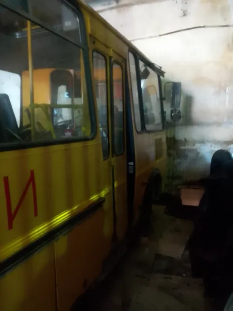 Автобус для перевозки детей ПАЗ 32053-70, 2015 года выпуска, модель, № двигателя 523420 F1002713, цвет кузова (кабины, прицепа) желтый, идентификационный номер (VIN) X1M3205BXF0002027, паспорт транспортного средства 52 ОК 462374 выдан 13 июля 2015 года, государственный регистрационный знак К006ВТ159