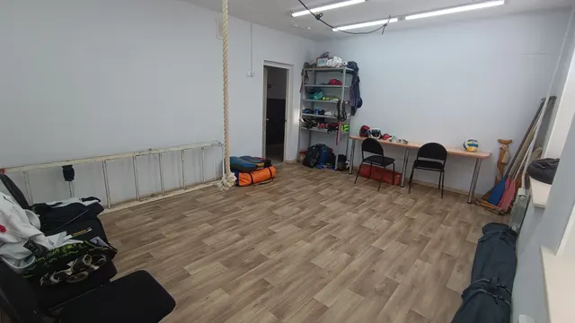 Нежилое помещение площадью 350,1 кв.м (59:09:0016001:556) по адресу: Пермский край, г. Лысьва, ул. Чайковского, д. 6