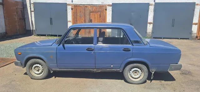 Автомобиль, идентификационный номер  (VIN) ХТА21053062057955, марка ВАЗ- 21053, модель LADA 2105, год выпуска 2005, модель, номер двигателя 2103, 8235857, кузов (кабина, прицеп) № 2057955, цвет синий