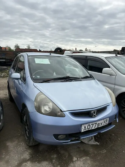 Автомобиль марки "ХОНДА ФИТ",       г/н А077ВУ49  г/в 2002   Цвет: голубой                                                                                       Номер кузова: GD 21011663 (ПТС, свидетельство ТС, ключи с брелоком)