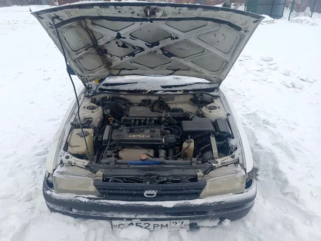 Автомобиль марки Toyota Corolla , г/н M437CM27,  1992 г.в., № двигателя B001072 , № кузова AE1003110999,цвет белый