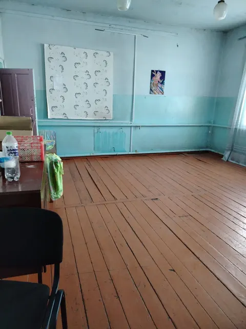 Нежилое здание клуба (кадастровый номер 74:16:1309002:60, общей площадью 279,0 кв. м, количество этажей: 2, в том числе подземных этажей: 0) с земельным участком (кадастровый номер 74:16:1309002:48, общая площадь – 729,0 кв. м, категория земель: земли населенных пунктов, разрешенное использование: культурное развитие