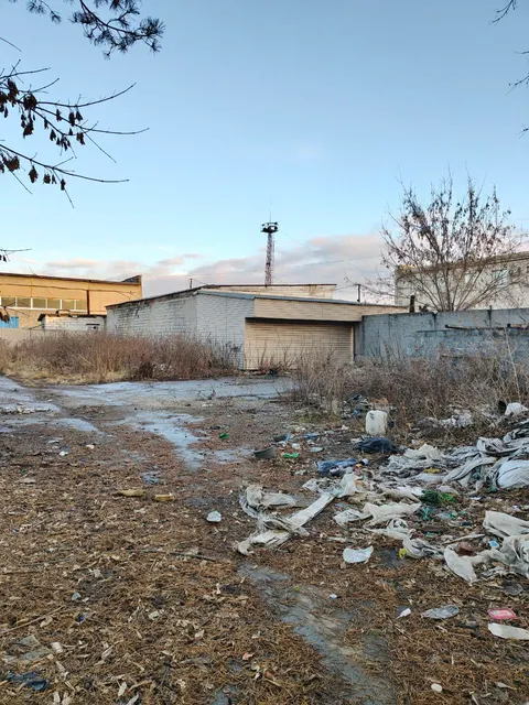Сооружение - ограждение, площадью 398 кв.м., (протяженность 199 м.), кадастровый номер: 74:36:0118001:1811, реестровый номер: П12740008286, по адресу: Челябинская обл., г. Челябинск, ул. Строительная, д. 19, сооружение 1. Целевое назначение: нежилое.