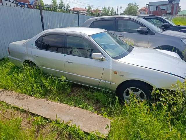 Автомобиль марки Toyota Camry, г/н В380ХУ27, 1990 г.в.,№ двигателя 7475761, № кузова SV430022179