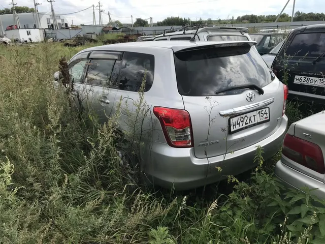 Транспортное средство (в виде реализация прямого назначения) 1.Автомобиль TOYOTA СOROLLA, 1993 г.в., А614ММ122, идентификационный номер  АЕ1003074918, (Б/У, вокруг по кузову присутствуют сколы, ключи и документы отсутствуют). 2. Автомобиль TOYOTA СOROLLA FIELDER, 2010 г.в., H492KT154,№ кузова NZE1419172254 (ТС в рабочем состоянии, документы и ключи в наличии).