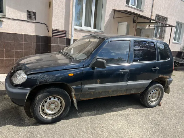 Лот 1. Автомобиль легковой марка, модель ТС – ШЕВРОЛЕ НИВА, идентификационный номер (VIN) Х9L21230070176257, наименование (тип ТС) – легковой, категория ТС – В, год изготовления – 2007.
