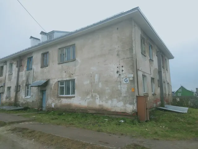 Нежилое помещение с кадастровым номером 35:25:0404008:373 площадью 35,7 кв.м., адрес объекта: Вологодская область, р-н. Вологодский, д. Стризнево, ул. Садовая, д. 15, пом. 1-4
