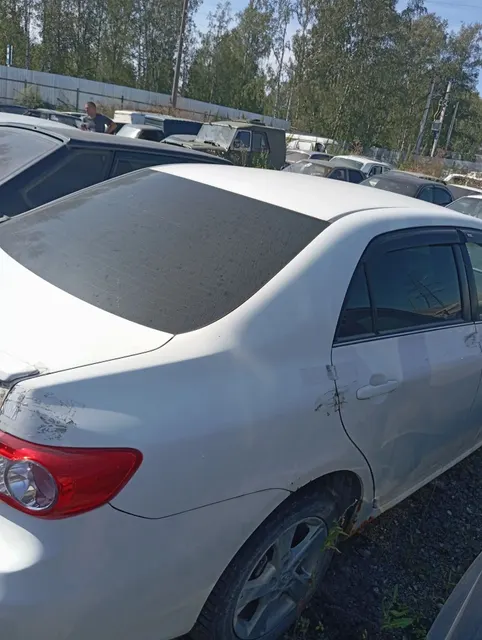 Автомобиль Toyota Corolla, г.р.з. Р559ХХ72, VIN-JTNBV56E80J092734, 2010 года. ТС обременено ЗАЛОГОМ. По общему правилу при переходе права собственности залог сохраняется в соответствии со ст. 353 ГК РФ; приобретатель имущества приобретает права и несет обязанности залогодателя. Риски, связанные с сохранением залога и возможностью обращения взыскания на предмет залога, несет приобретатель. ТС имеет ограничения ФССП на регистрационные действия (ключи и документы отсутствуют)