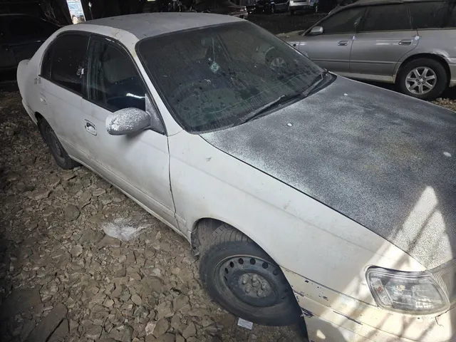 Автомобиль марки Toyota Corona, г/н P637KO27 ,1992 г.в., № кузова ST1900005424, цвет белый