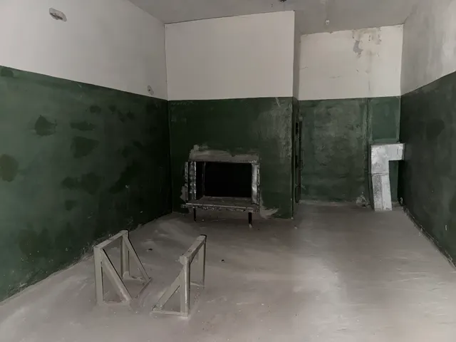 Помещение, назначение: нежилое, наименование: нежилое помещение, общей площадью 202,6 кв. м., этаж №1, этаж №2, кадастровый номер: 48:05:0400436:262, расположенное по адресу: Российская Федерация, Липецкая область, р-н Добровский, с/п Добровский сельсовет, с. Доброе, ул. 50 лет Октября, д. 28, пом. 5