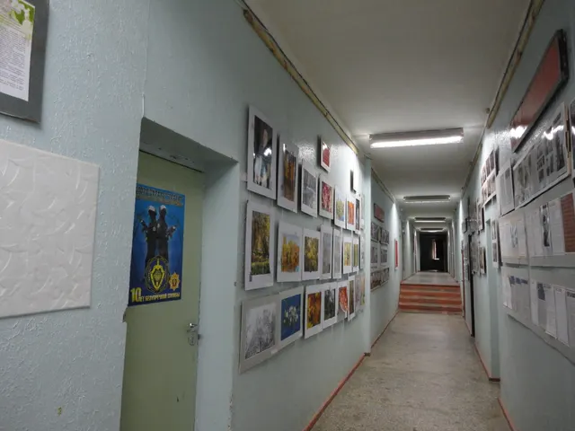 Нежилое помещение, площадь: 36,6 кв.м., номер помещения: 16 (согласно экспликации к поэтажному плану строения) входящего в состав объекта муниципальной собственности Балаковского муниципального района Саратовской области - нежилого помещения, общей площадью 799,5 кв.м, кадастровый номер 64:40:020382:1724, расположенного на 1 этаже жилого дома по адресу: Саратовская область, г.Балаково, ул.Шевченко, д.22