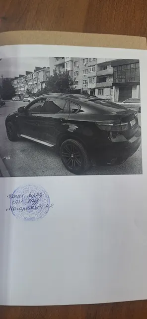 Легковой автомобиль BMW Х6 с государственным номером Е767АТ09, 2009 года выпуска, цвет - черный, идентификационный номер (VIN):WBAFG41080L199970. КЧР, Усть-Джегутинский район, с. Важное, ул. Школьная, д. 73.