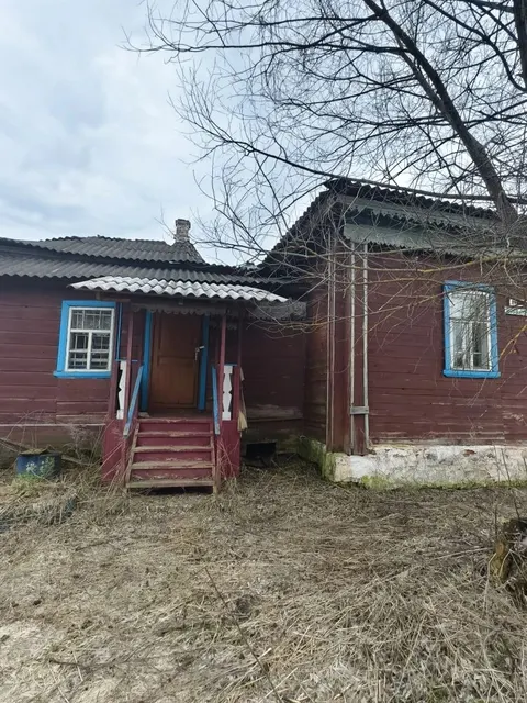 Здание, наименование: школа, количество этажей -1,  площадь 144,3 кв.м.  и земельный участок с кадастровым номером 62:05:0760101:347, на котором здание расположено